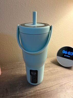 Brumate 35oz Resa Light Blue Insulated Travel Tumbler with Handle
